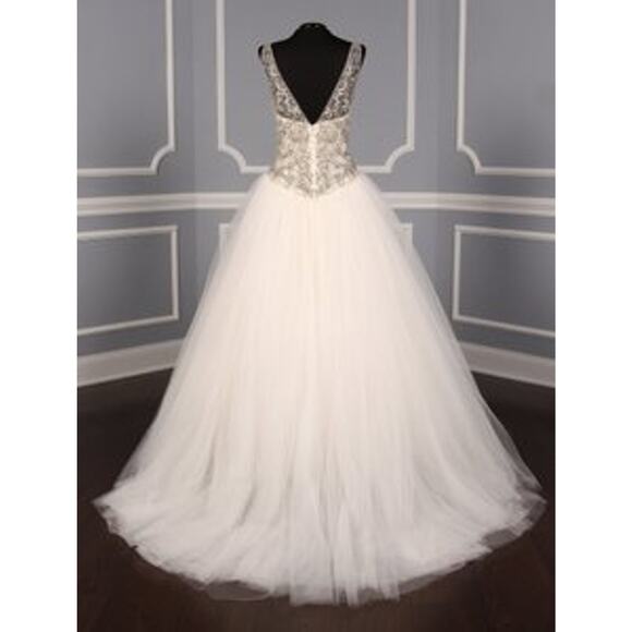 KENNETH POOL Giada K436 V Neck Sleeveless Ballgown Beaded Tulle Wedding Dress 10 - Picture 8 of 12